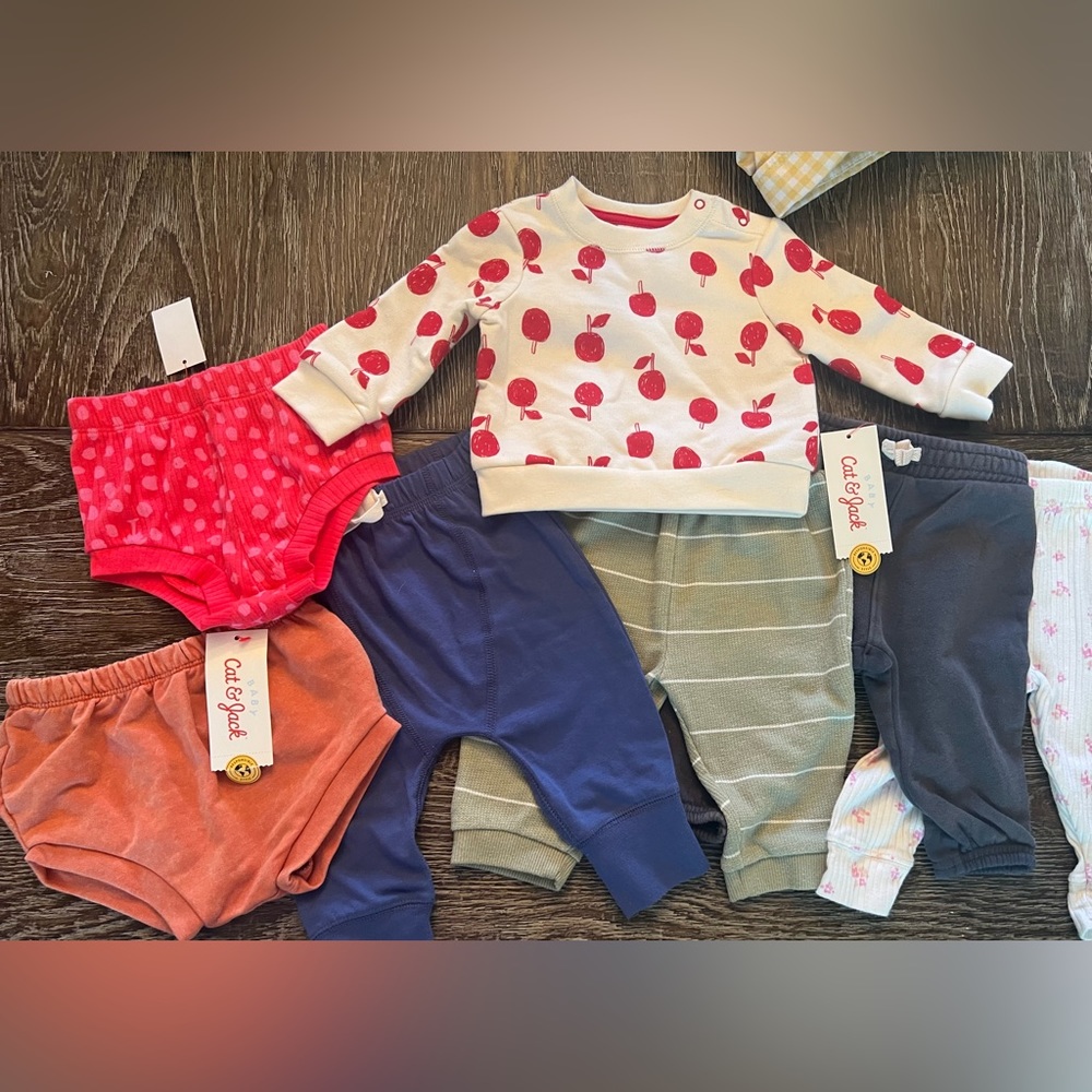 Girl clothes bundle/lot 3-6 months